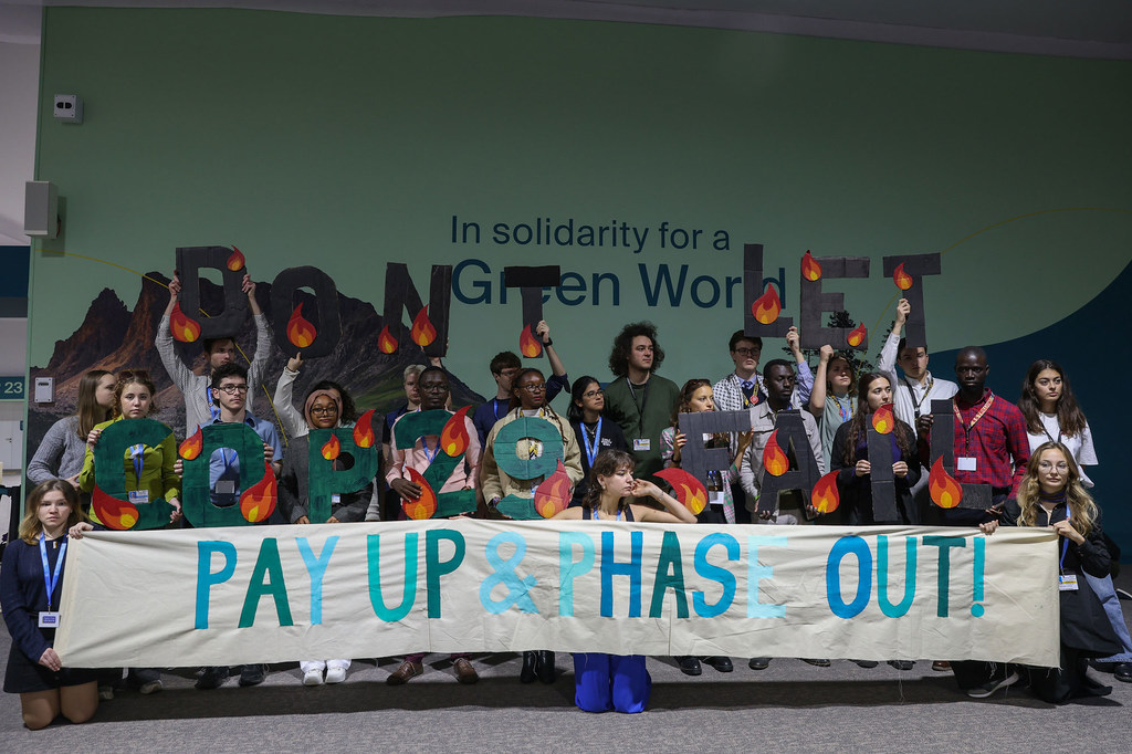 在阿塞拜疆巴库举行的第29届联合国气候变化大会上,与会者呼吁为气候倡议提供资金。