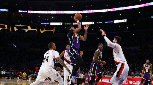 【NBA综述】浓眉30+15湖人险胜开拓者终结3连败；哈登4分篮网负国王