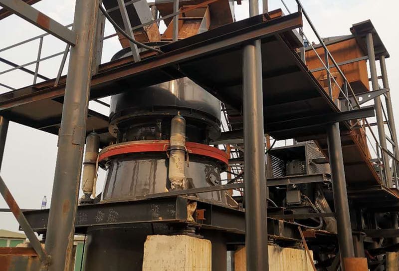 ما هي أنواع مختلفة من كسارات الصخور?