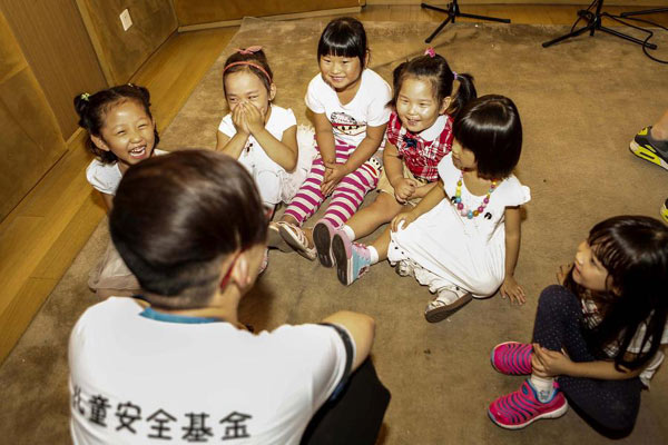 疏于照看儿童父母将受严惩？ 看国外怎么做