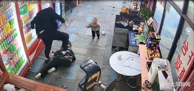 宿州男子掌掴脚踹妻子双方已和解 当地妇联：已关注此事 正核实了解情况