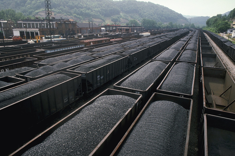 煤炭运输汽车图片下载