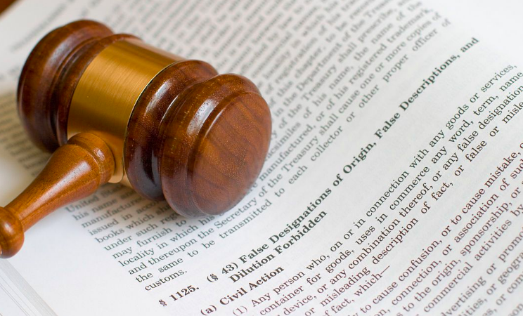 一本万利，侵权难究，国产漫画陷入“反抄袭”拉锯战
