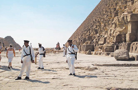 坐牢、罚款、鞭刑 看国外破坏文物成本究竟有多高?