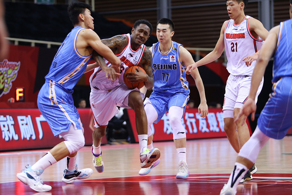 【CBA第十八轮】综述：马尚38分广东再胜北京；上海终结5连败