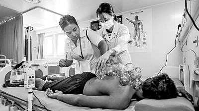 拥抱世界的中医药