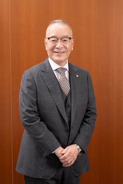 落合 一泰（おちあいかずやす）