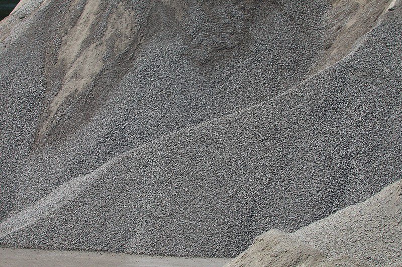 建筑石料堆积如山图片下载