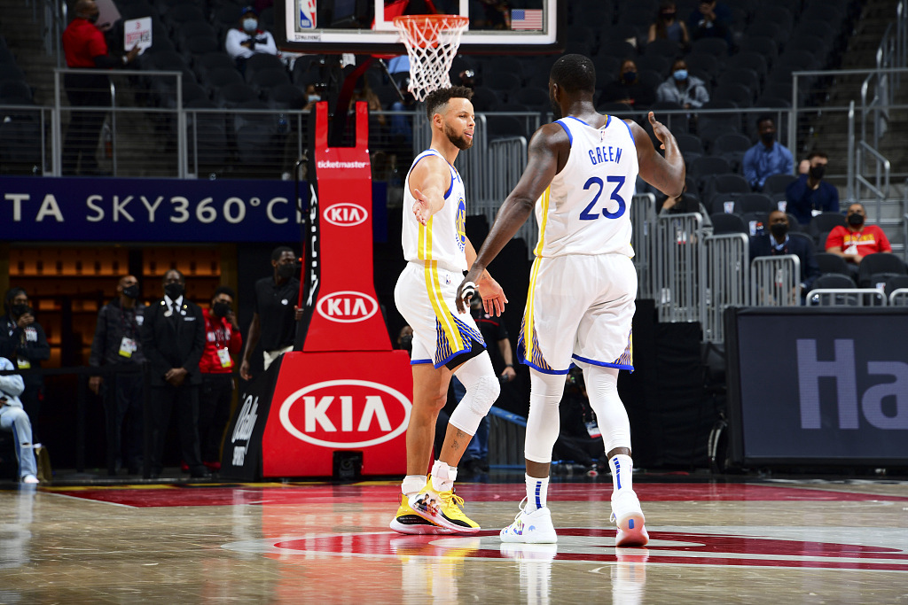 【NBA】综述：伦纳德准三双快船18分大胜湖人；库里空砍37分勇士3连败