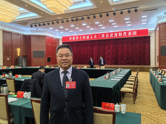 图为河南省人大代表陈朝福。受访者供图