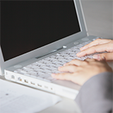 自作pcを中古で買ったのですが、記憶域がいっぱいになってしまって、何をしたら容量増やせますか？買うものなどあれば教えて欲しいです