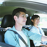 100チェイサー アバンテについての質問です。
ハイマウントのストップランプ（リヤガラスの内側のランプです）をLED化しようと思ったのですが、外し方がわかりません。 （ハイマウントの外し方です）

どなたかわかる方、教えてください。
よろしくお願いします。