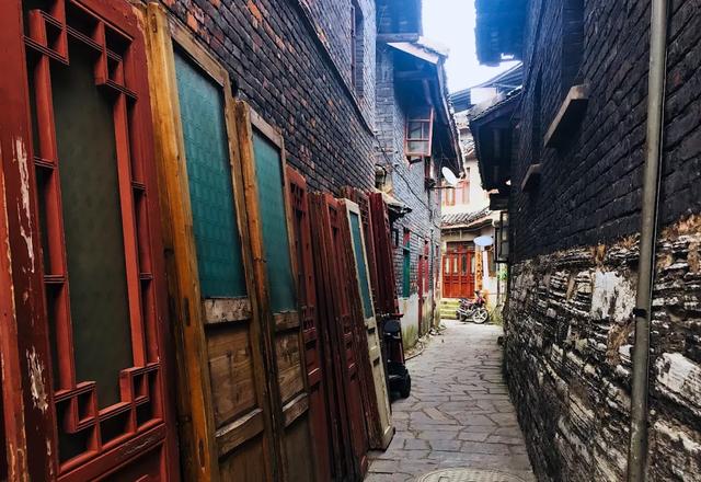 必看!刷过100篇“青岩古镇逛吃指南”,我却只收藏了这一篇!