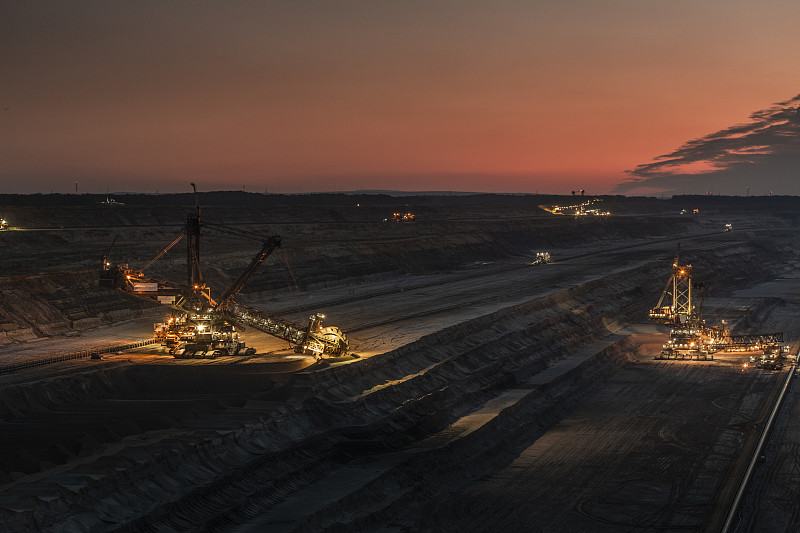 煤表面的我图片下载